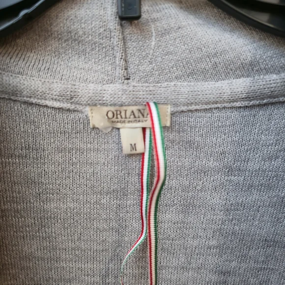 Elegant Women's Black and Gray Open Front Blazer - Picture 3 of 7